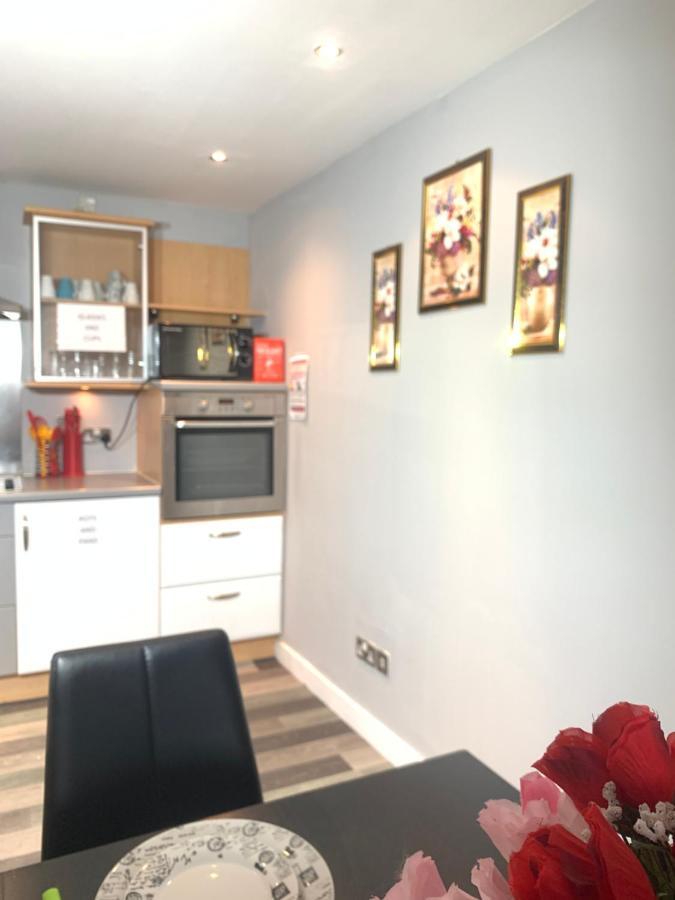 Edinburgh Constitution Apartments ภายนอก รูปภาพ